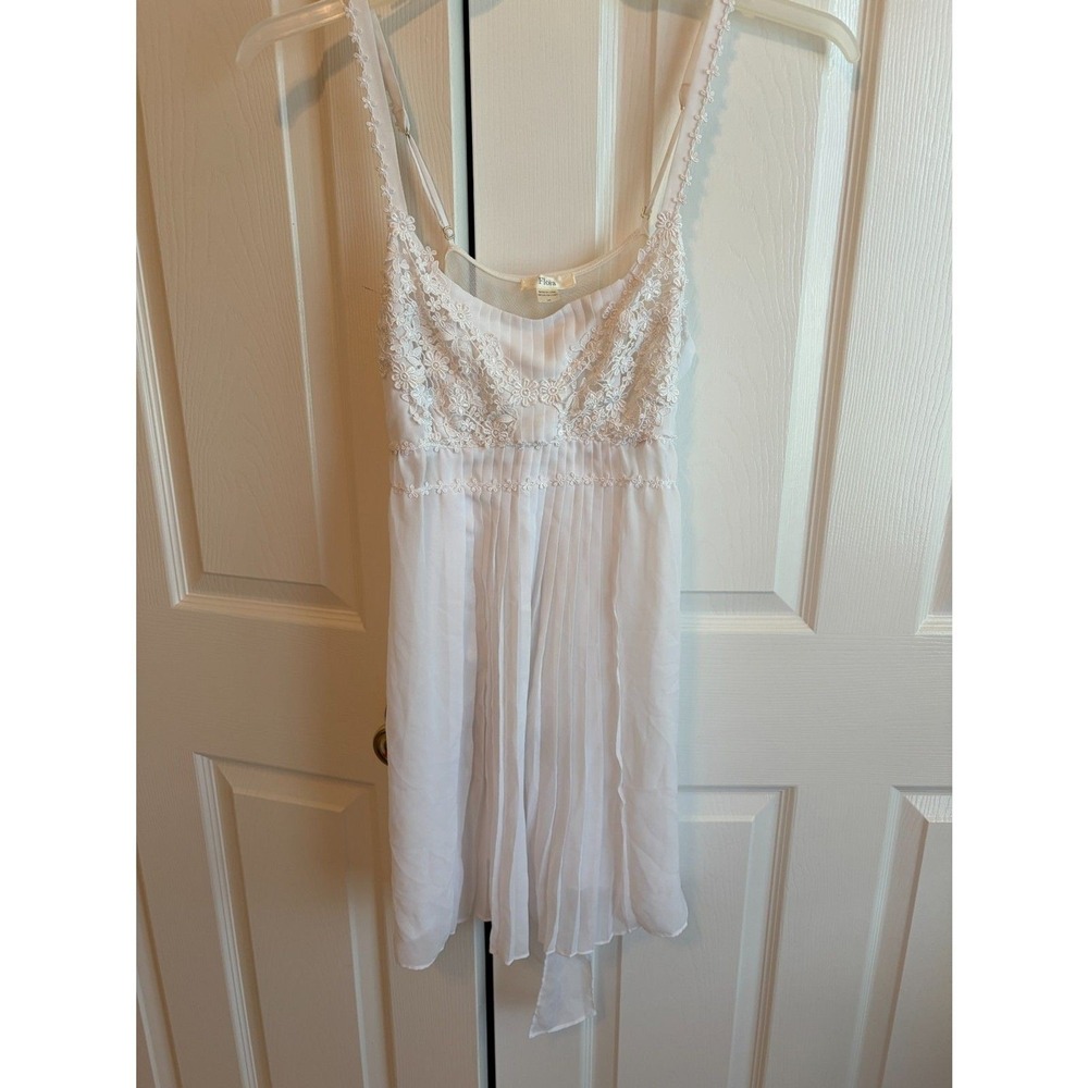 VINTAGE FLORA WHITE NIGHTGOWN